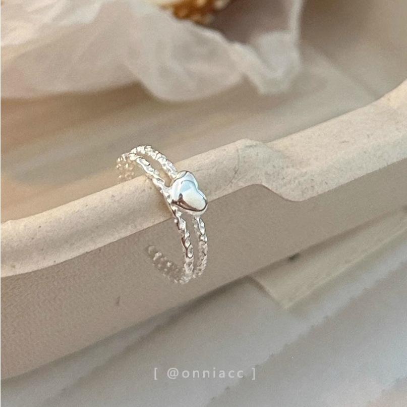 Heart Textured Double Layer Irregular Pinky Ring for Women - High-End, Light Luxury, Simple Niche Design.