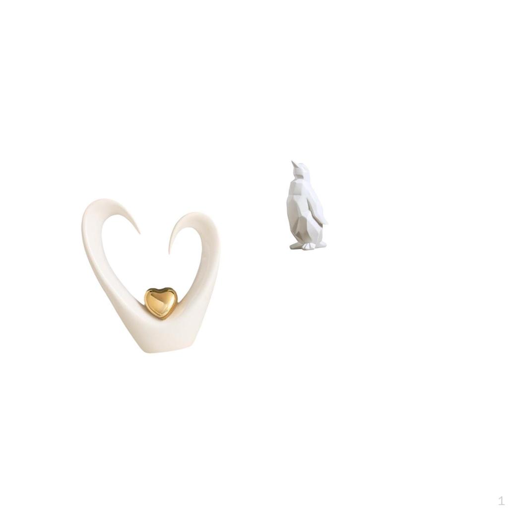 Minimalist Heart Penguin Sculpture Collectible Figurine Modern Decorative Ornament Resin Animal