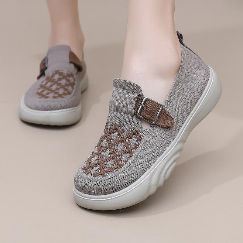 Shoes women's soft sole comfortable and fashionable women's single shoes breathable casual ultra-light women's shoes light and versatile on