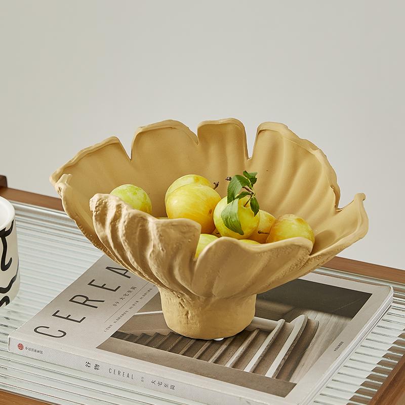 Petal Shaped Ceramic Fruit Bowl Storage Crafts Home Coffee Table Snack Plate Ornaments Bedroom Dresser Jewelry Tray Decoration