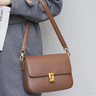Stylish Autumn/Winter Women's Crossbody Bag: Premium Leather, Trendy Small Square Design, Perfect Shoulder Bag
