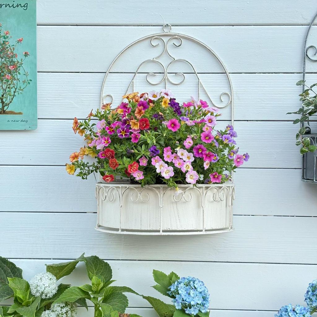 Wrought Iron Wall-Mounted Detachable Flower Pot for Garden or Balcony Decor