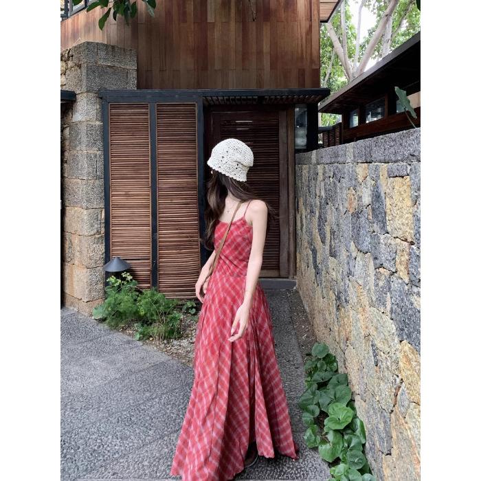 New Casual Temperament Waist Thin Splicing Red Plaid Long Suspender Dress Women's Vacation Film