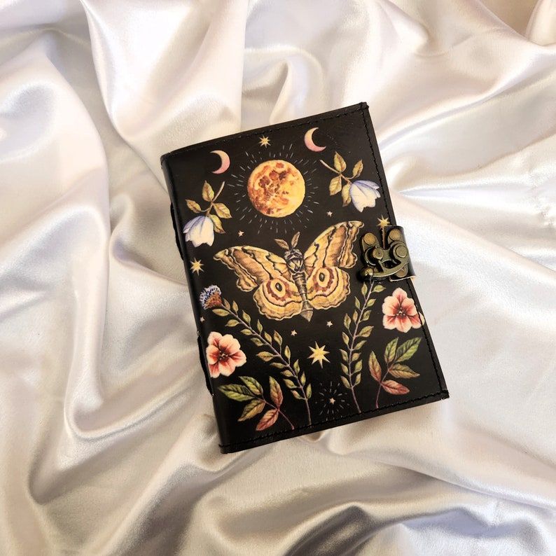 Leather Journal Printed Butterfly Notebook, Travel Dairy, Leather Sketchbook, Dream journal, Writing gift, Leather dairy, Personalized gift.