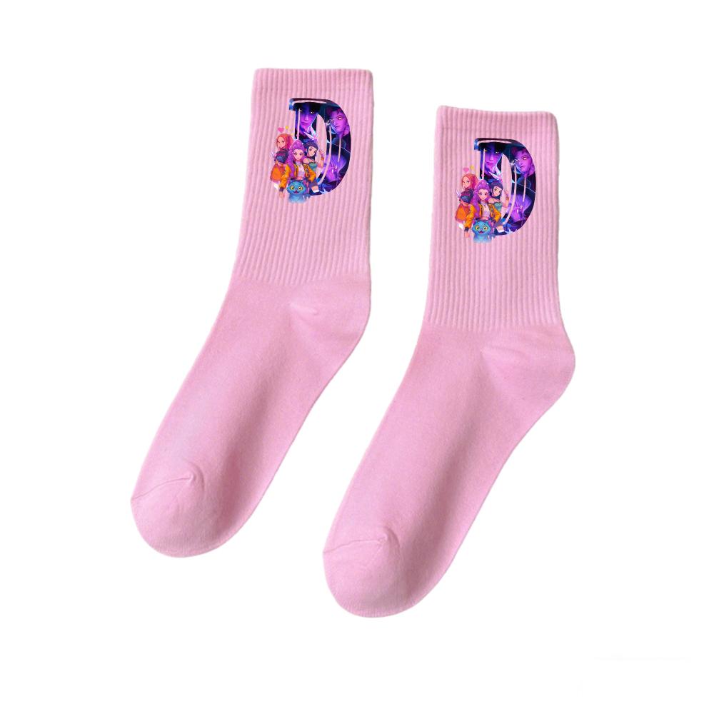 Chaussettes Adorables Kpop Chasseurs de Démons Lettre A-Z Chaussettes d'Étudiant pour Sports d'Extérieur Saison d'Automne Saison Froide Chaussettes Chaudes Chaussettes Mi-Mollet pour Filles Cadeaux pour Enfants
