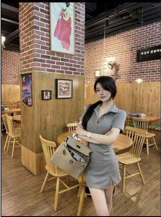 2022 Korean Slim Fit Polo Collar Bodycon Dress for Petite Sizes