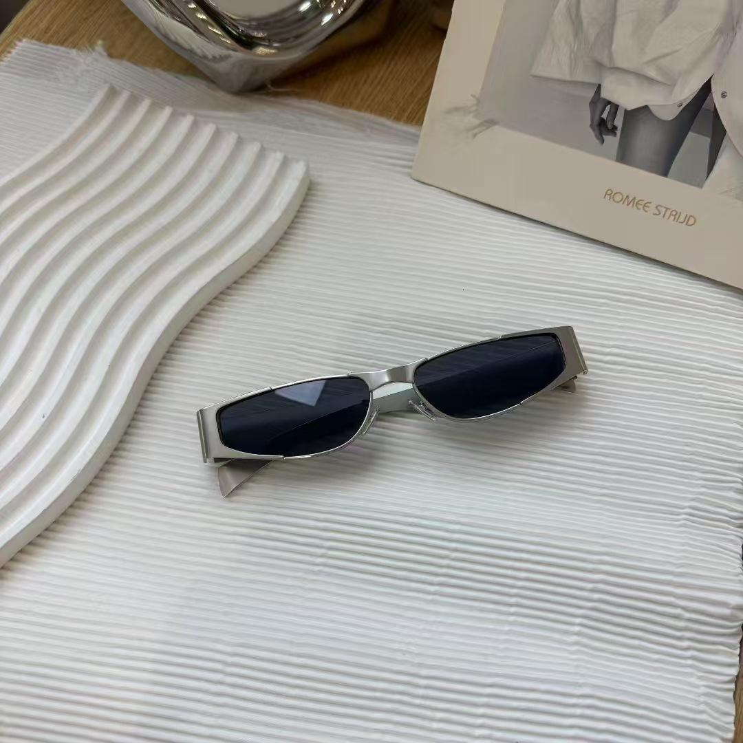 

High Quality Men Sunglasses Fashion Stylish Uv400 Protection Sun Glasses Women Driving Travelling Sunglass For Men