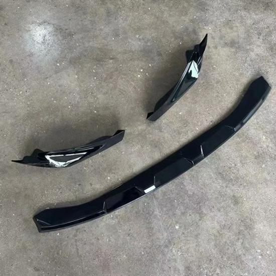 BMW M3/M4 G80/G82 2021+ Přední nárazník Lip Rohová fólie Úprava