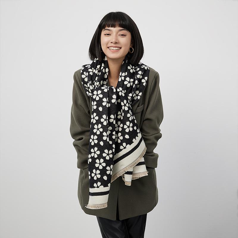 Scarf Women'S Korean Version Flower Thickened Warm Scarf Long Fashion Versatile Dual-Use Student Shawl