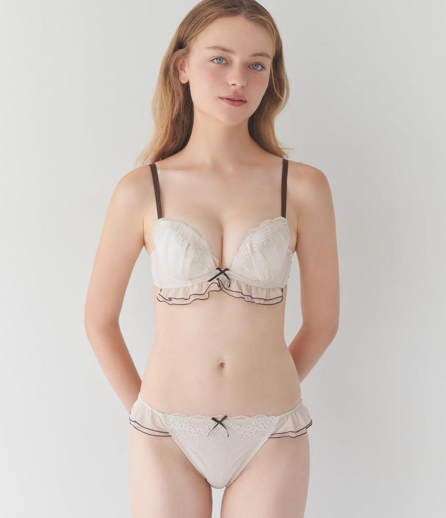 Peach John Lace Ruffle Ribbon Bra and Panty Set for Ivory E75 [WEB Exclusive] [Cute Two-Tier Fuller, Cleavage-Enhancing Busts]