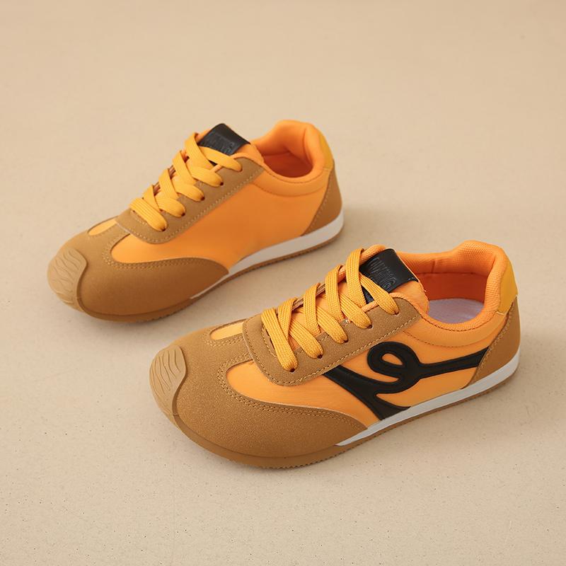 

CRLAYDK Классические женские кроссовки Повседневные для ходьбы Плоские Ретро Кеды Женские Спортивные Беговые На шнуровке Комфортные Тренировочные Теннисные 40