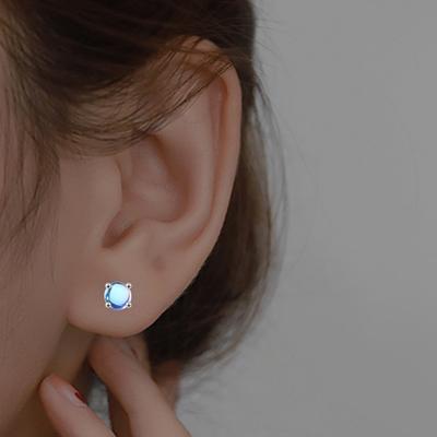 1 Pair Women Stud Earrings Moonstone Alloy Ear Studs Lightweight Smooth Earrings for Dating Prom Banquet And Daily