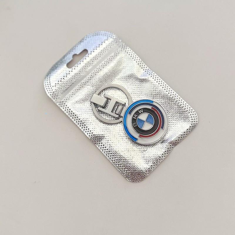 Metal Car Keychain Emblem KeyRing Pendant For BMW E46 E90 E60 F30 F10 E39 I3 I4 X1 X2 X3 X5 X4 X6 X7 M3 M4 M5 G30 G20 520i 523i
