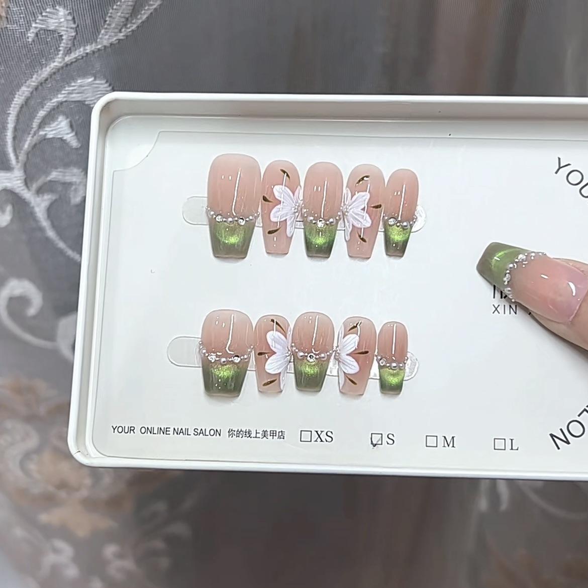 

Чисто ручная работа Фототерапия Носимая броня Зеленый Эльф Ледяной Цветок Расписанный вручную Готовый продукт Многоразовые накладки для маникюра Съемные large L