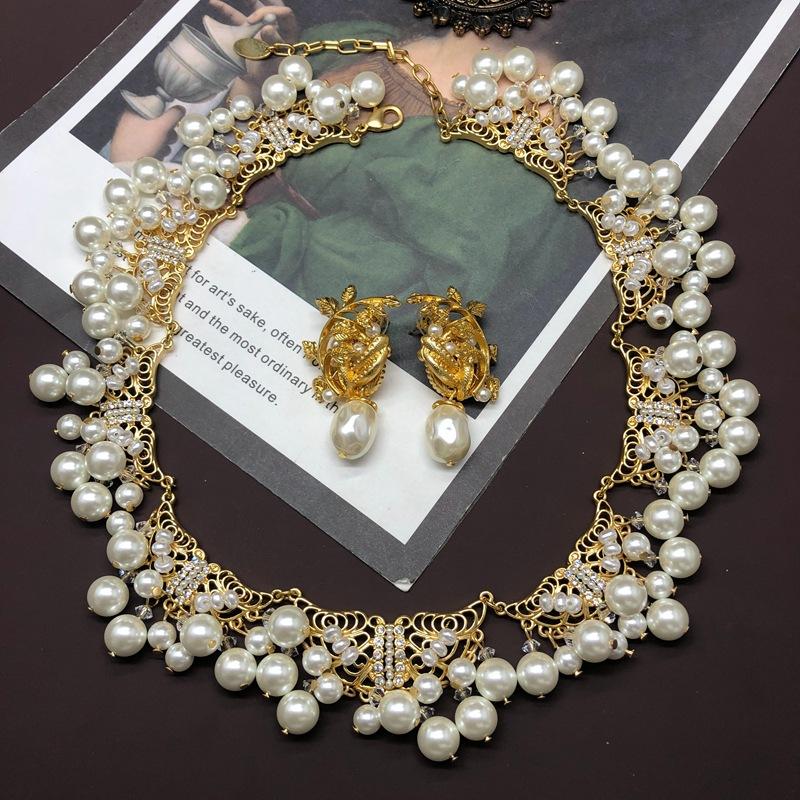 Retro Heavy-duty Bohemian Pearl Frill Design High-end Necklace and Stud Earring Set - Elegant and Versatile Vintage Accessory