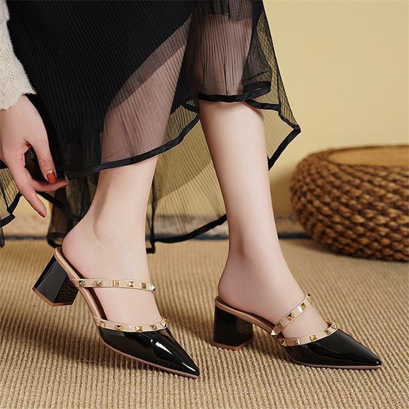 Premium pointed head thick heel bag head drag 2025 new pedal middle heel rivet French outer half slippers women