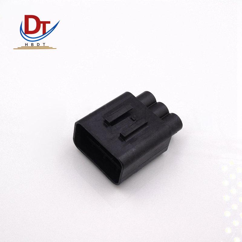 Automotive 3-Hole Wiring Harness Connector Sheath 1743757-2