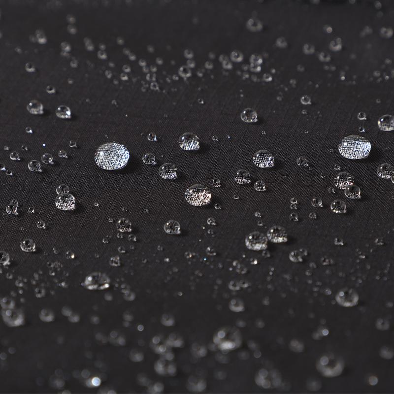 Nadměrné velikosti L-8XL Módní zimní pánské kabáty Vodotěsná teplá vesta Ležérní silné bundy bez rukávů s kapucí