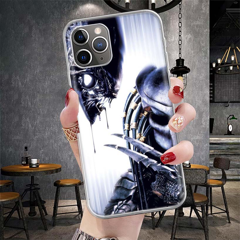 Alien Vs Predator Painted Soft Phone Case For IPhone 11 17 Air 16E 16 Pro Max 15 + 14 Plus 13 Mini 12 Apple 7 SE 8 Fundas Coque