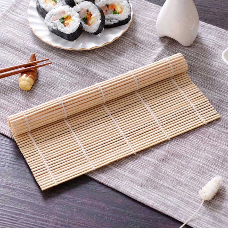 Sushi-Rollen-Set Sushi-Vorhang Rollmatte Onigiri-Formen Make-up für Rollen Reisbällchen Reisform Former Sushi-Maker-Set Bratpfanne