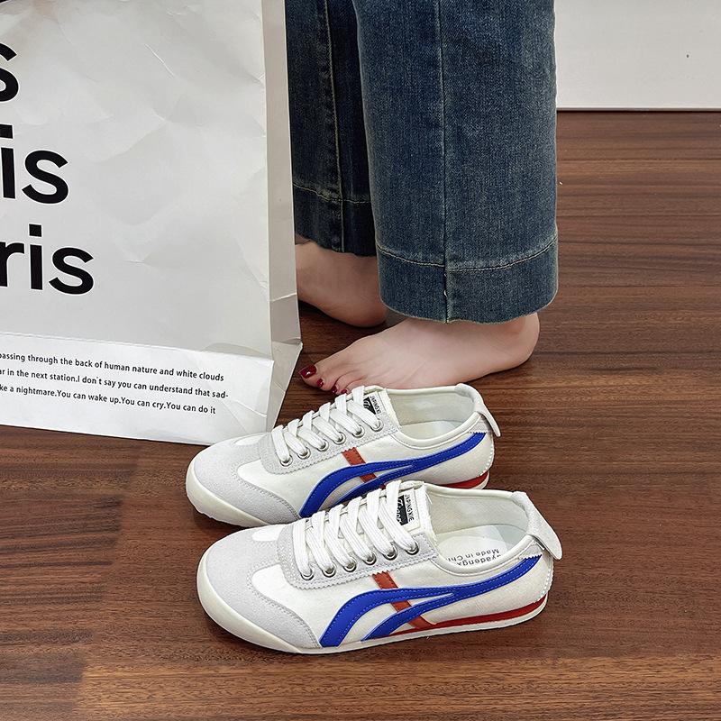 

Flat-bottomed German training shoes women s shoes 2025 new popular summer breathable one-pedal lace-free sports little white board shoes 40