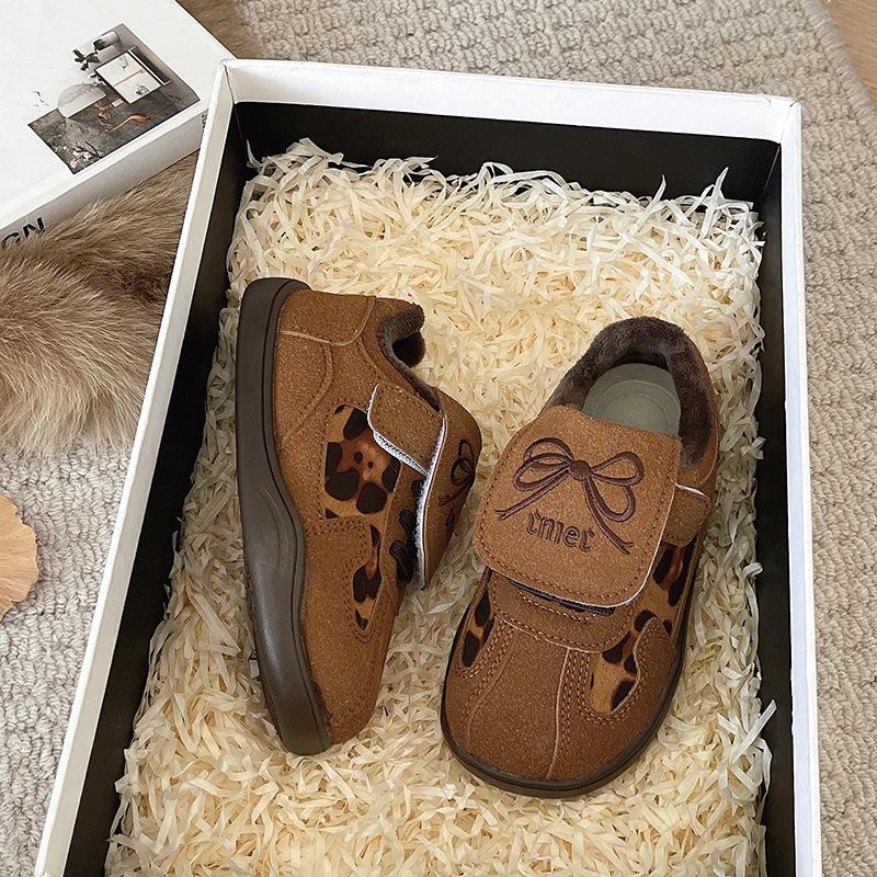 Girls' moral training shoes leopard print children's sports shoes 2025 spring and autumn primary school students autumn and winter shoes women's treas