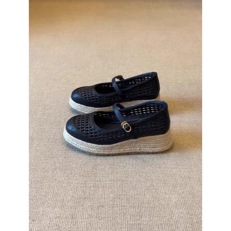 Fashion 2025 New Niche Platform Straw Round-toe Woven Hollowed-out One-buckle Strap Heightened Retro Single Shoes
