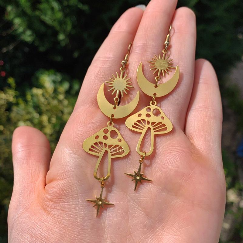 

Star Moon Gold Women s Earrings