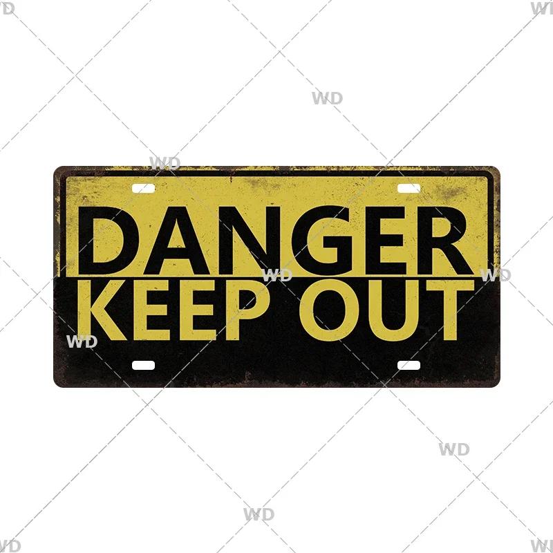 Smile WIFI Toile Caution License Plate Store Wall Decor Restrooms Tin Sign Vintage Road Guide Metal Sign Painting Plaques Poster