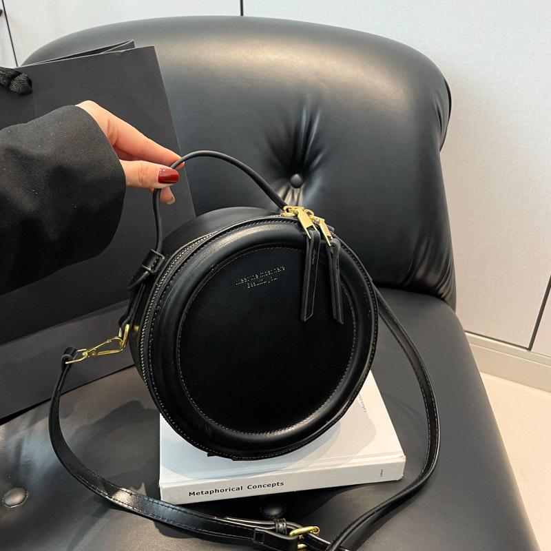 Niche Retro Hong Kong Style Women's Round Handbag - 2025 Early Spring Fashion, Versatile Single Shoulder Crossbody Bag