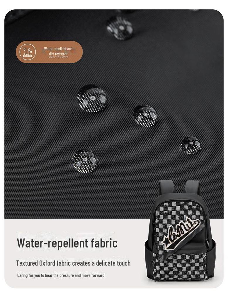 Stylish and Spacious Backpack: Perfect for Travel, School, and Short Trips for Middle School Students - Lightweight and Trendy Design.