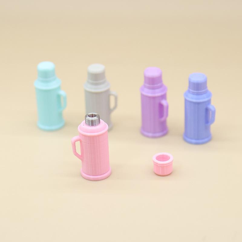 1Pcs Mini Pastel Thermos Models Cute Design Sturdy Plastic For Dollhouse Sand Table Decor Pography Props