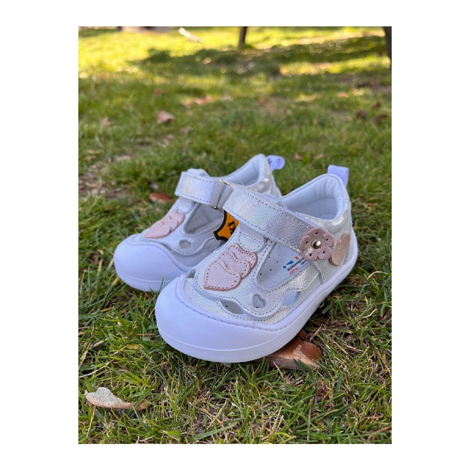 

Nino Genuine Leather Orthopedic Sole Baby Girl First Step Sandal Shoes 19 срібний