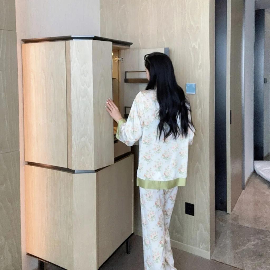 Spring New Pajamas Women's Ice Silk Flower Print Long Sleeved Loose Size Sleepwear