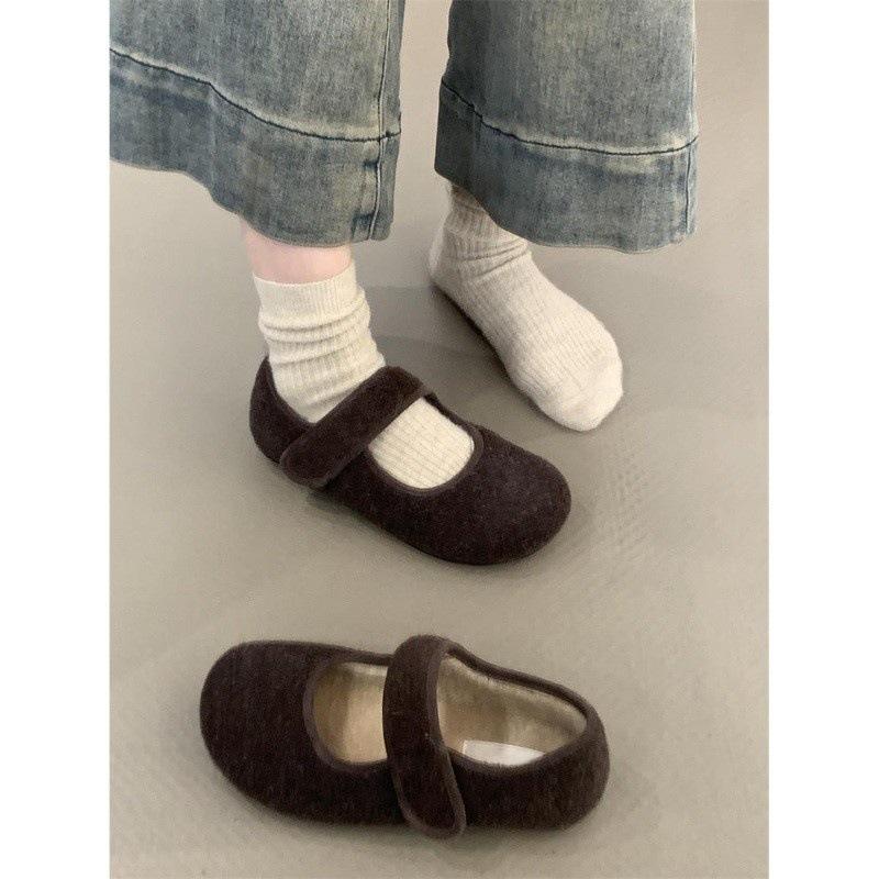 Mao Mao Shoes Women Wear Winter French Small Fragrant Wind Shallow Mouth Warm and Velvet One-word Mary Jane Shoes