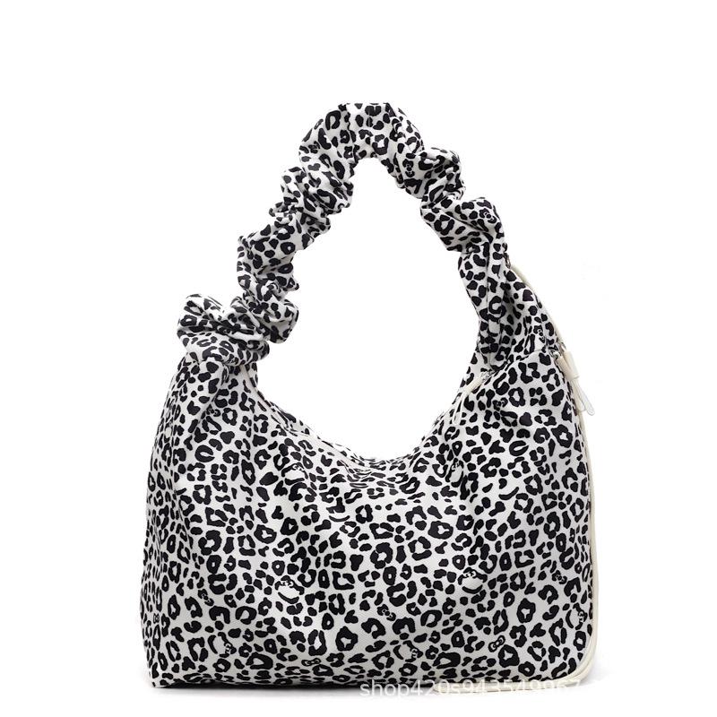 

2025 Spring New Korean Style Leopard Print Canvas Tote Bag - Large Capacity Casual Shoulder & Crossbody for Women Brown Leopard Print