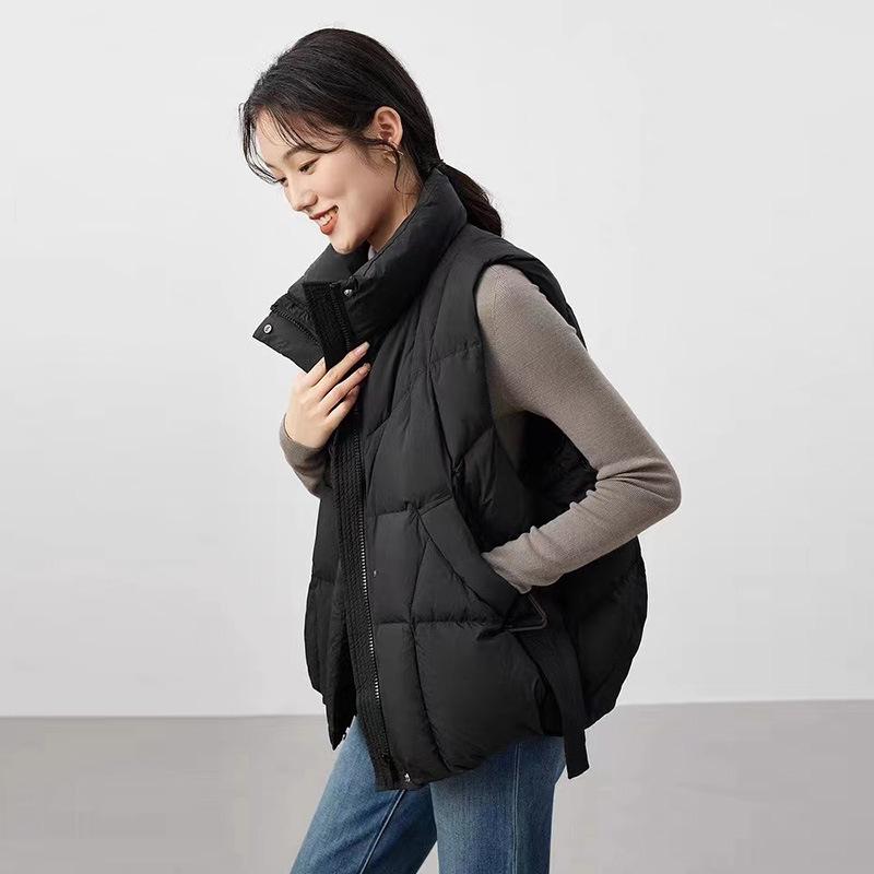 

Fashion down vest women s outer wear 2025 winter new lightweight white duck down triangular streamer thermal vest M чорний
