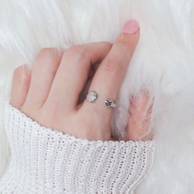 LOASI Lovely Rose. Rose Heart Open Ring