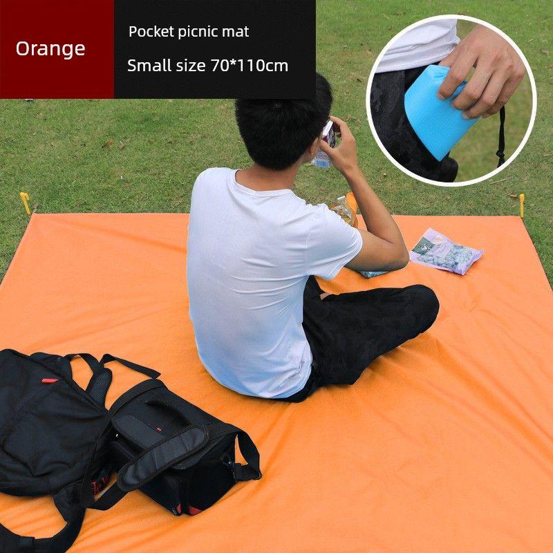 Ultra-Light Outdoor Portable Moisture-Proof Mat, Waterproof Grass and Beach Mat, Travel Dirt-Proof Mat, Picnic Barbecue Picnic Mat