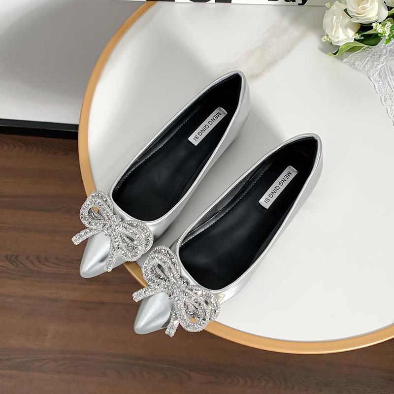 Fashion ladies japanned leather bowtie flat shoes crystal beading bowknot OL dress shoes woman 5cm height increasing ballet flats 2025