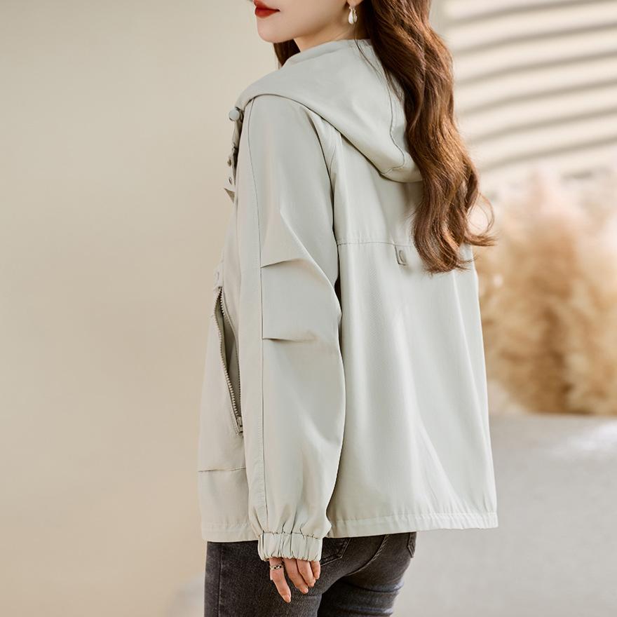 Khaki trench coat women's new spring and autumn women's small person is super good-looking short coat