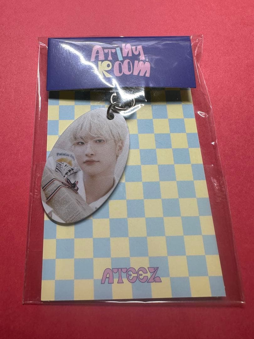 [USED] ATEEZ Pop-Up ATINY ROOM Seonghwa Key Ring