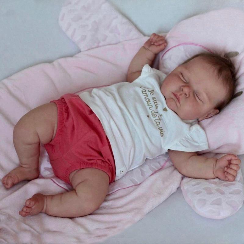 

20 50 см персики Bebe Reborn Baby Doll с укоренившимися волосами Мягкая на ощупь ткань Кукла для моделирования возрождения тела Реалистичная 3D окрашенная кожа Куклы для новорожденных для детей cloth body