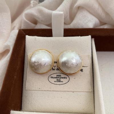Half Round Cotton Pearl Stud Earrings Women'S 20 Light Luxury Retro Premium Large Pearl Earrings Temperament Earrings