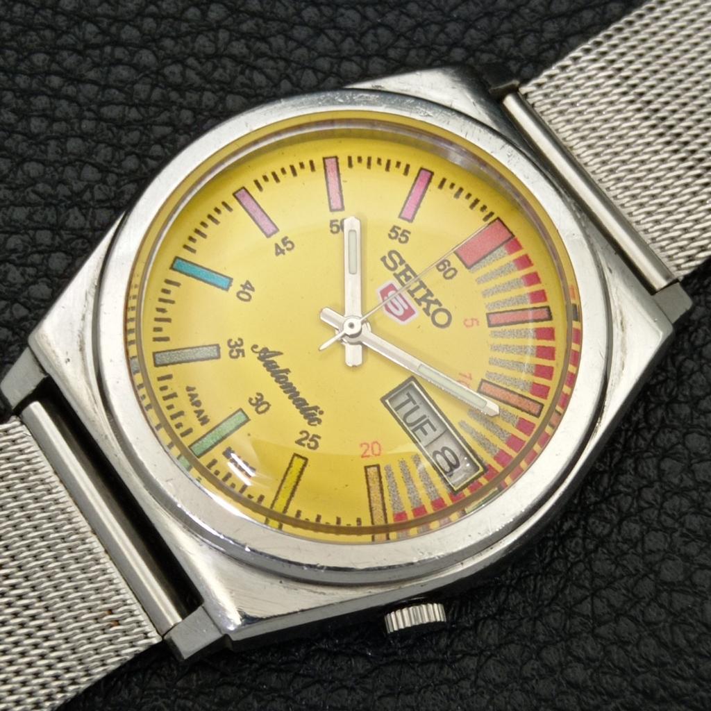 SEIKO 5 AUTOMATIC 7009A VINTAGE JAPAN MENS YELLOW COLOR DIAL WATCH a701490-5 R206b-a701490