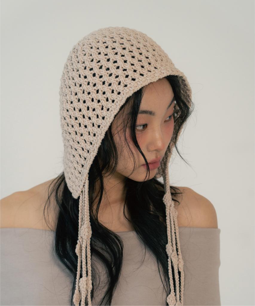 ZIZEMUSEUM Jellyfish Strap Beanie (Beige)