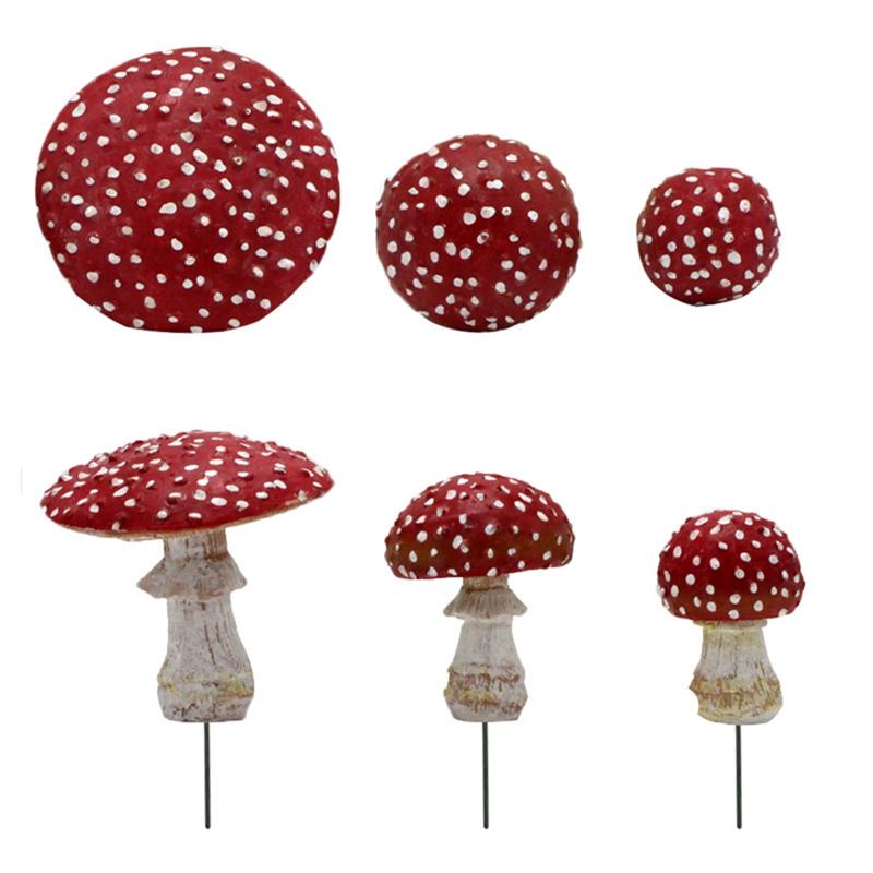 ABWR-3Pcs/Set Mini Mushroom Glow In The Dark Resin Crafts Fairy Garden Miniatures Garden Ornament Terrarium Figurines Decor Red&