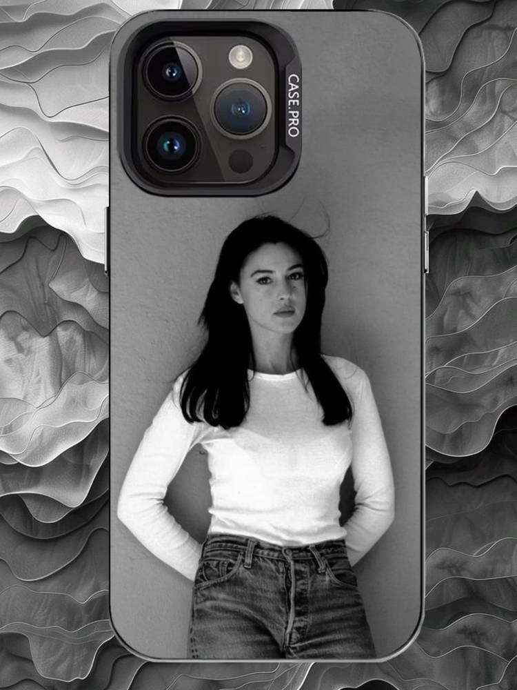 

Чехол для телефона M-Monica Bellucci для iPhone 17 16 15 14 13 12 11 Pro Max Plus Серебристый Матовый Черный Чехол iPhone13