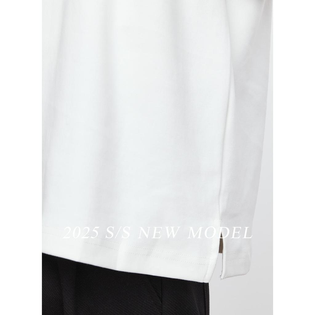 Yizhi Men's Spring Long Sleeve Crew Neck T-shirt with Hem Slit Design, Korean Style, Loose Fit