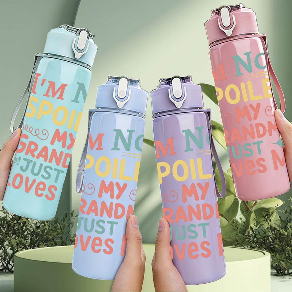 1PC I'm Not Spoiled My Grandma Loves Me Print 750ml Color Plastic Sports Water Bottle Leakproof Flip Straw Lid Suitable for Sports Office Home Use